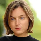 Emma Corrin Emma Corrin