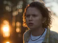 Eliza Scanlen-دریاچه کادو