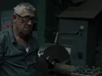 در قلب ماشین-In the Heart of the Machine4