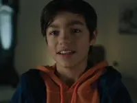 تحت پوشش-Malachi Barton