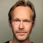 Steven Mackintosh