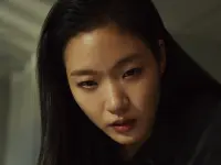 Kim Go-eun-نبش قبر