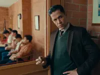 Jay Hernandez-بازی طولانی
